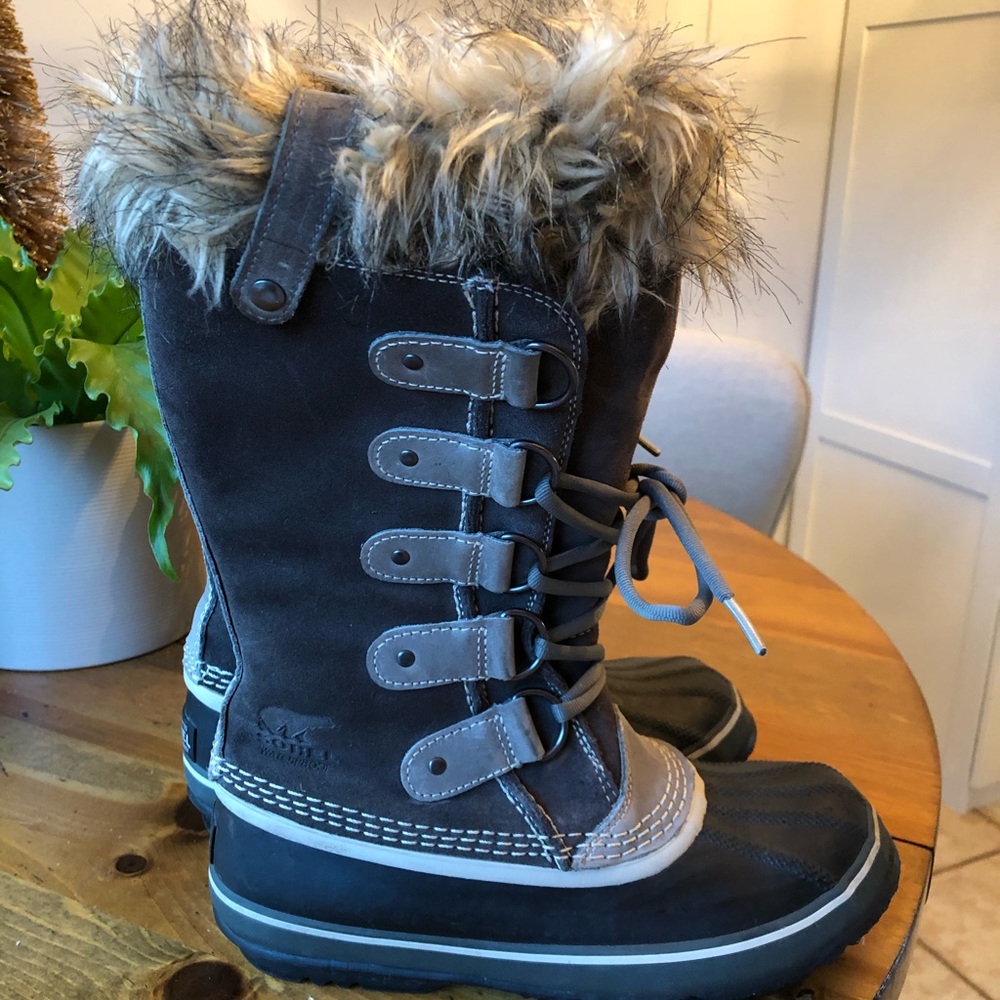 Sorel Joan of Arctic